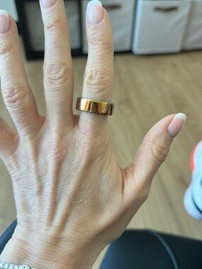Oura Ring rose gold size 9